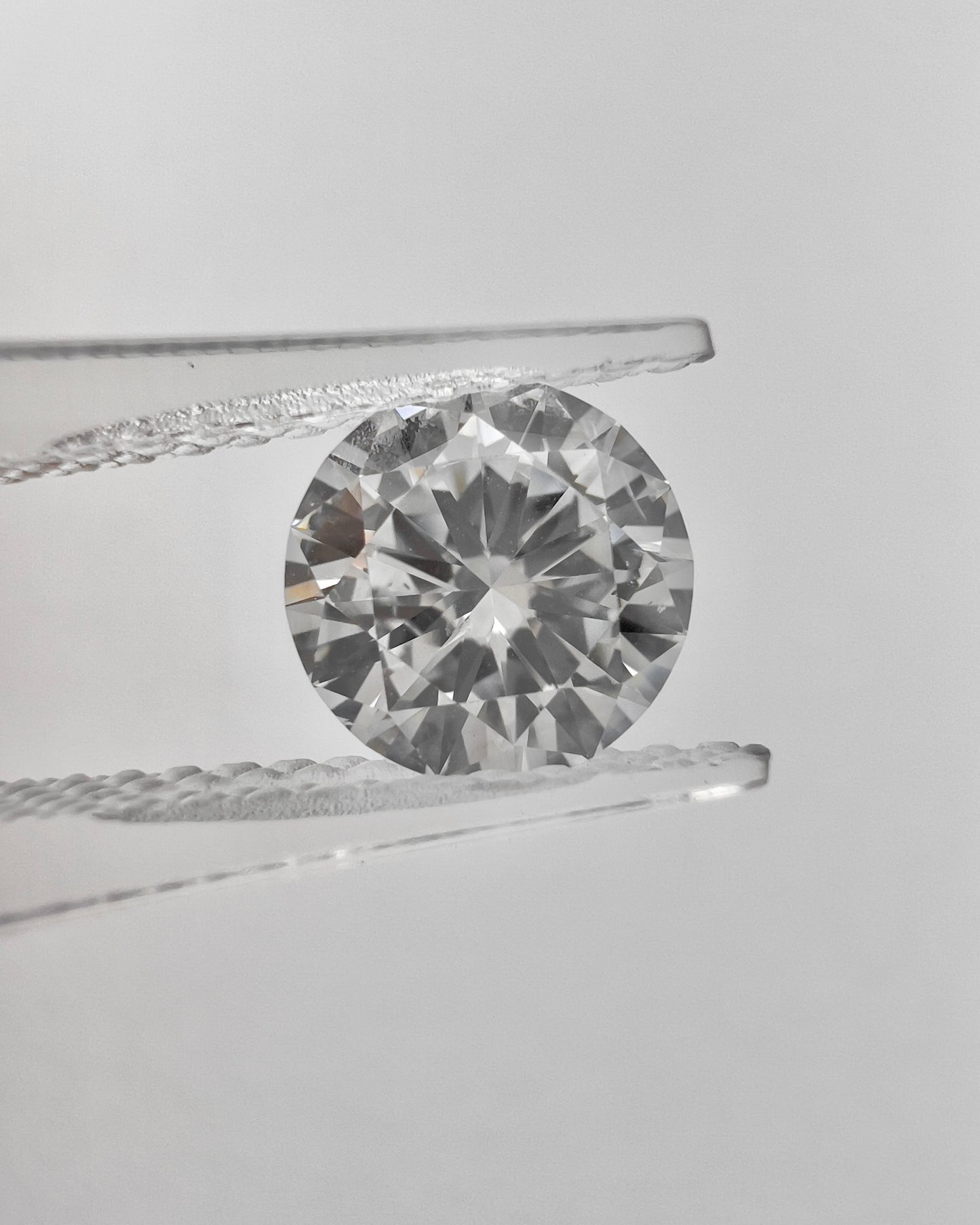 Natural Round 1.67ct E SI2 GIA 12867445