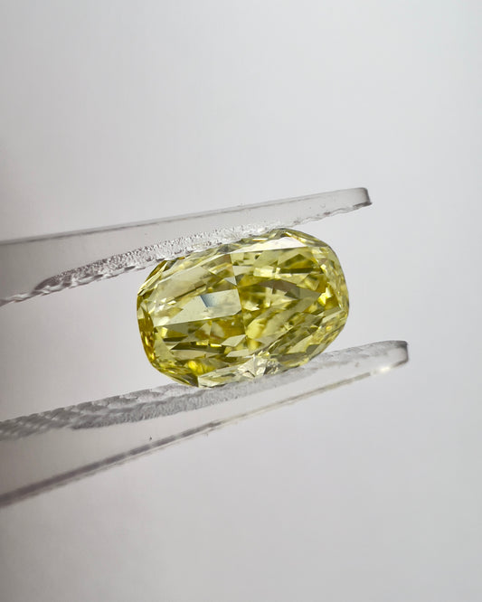 Natural Oval 1.01ct Fancy Intense Yellow VVS2 GIA 2225329083