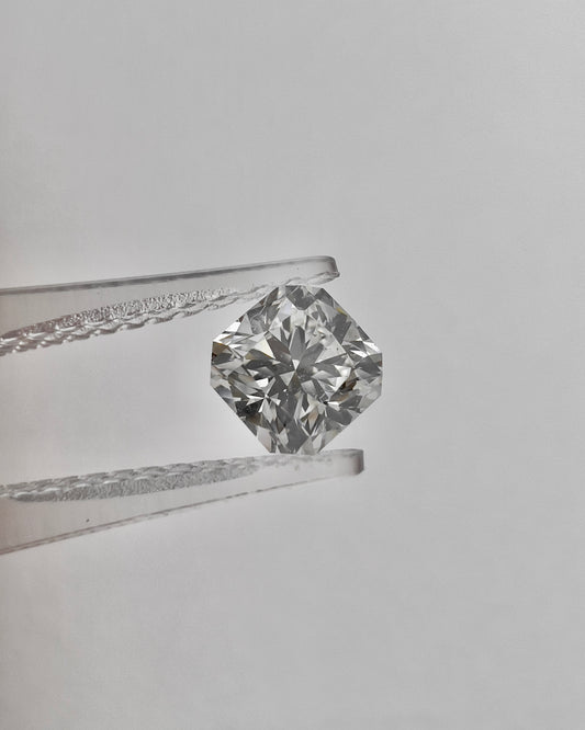 Natural Radiant 0.73ct H VS2 GIA 2205820399